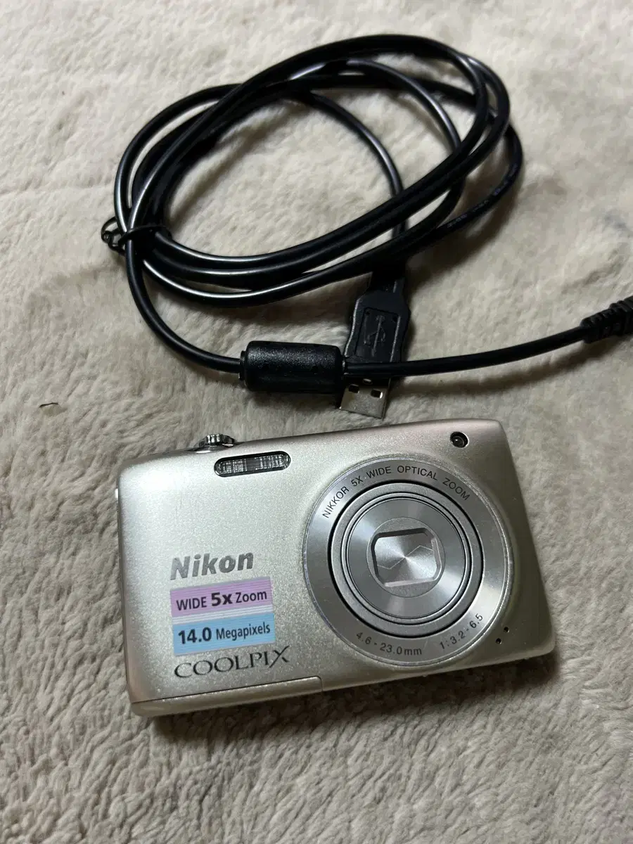 니콘디카 s3100