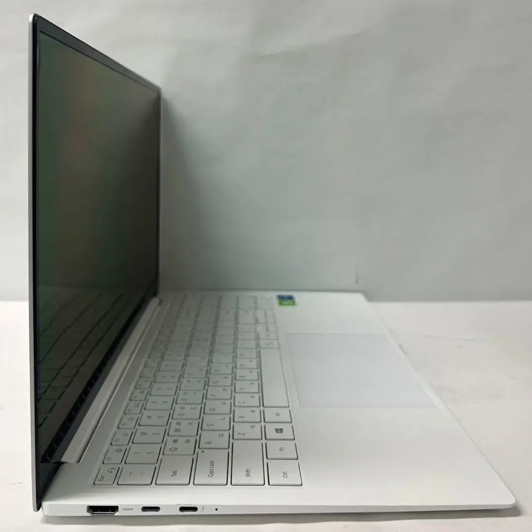 삼성 갤럭시북 프로 15인치 NT950XDC i7 16GB 1TB 노트북