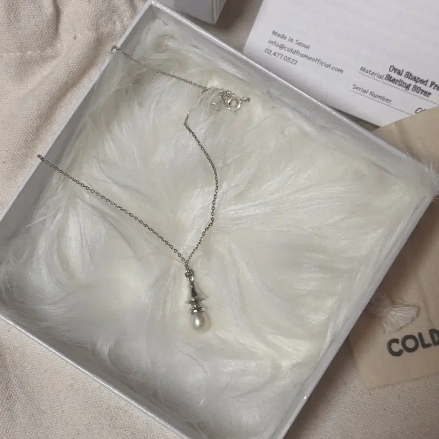 콜드프레임 펄 벨 pearl bell necklace 진주 목걸이