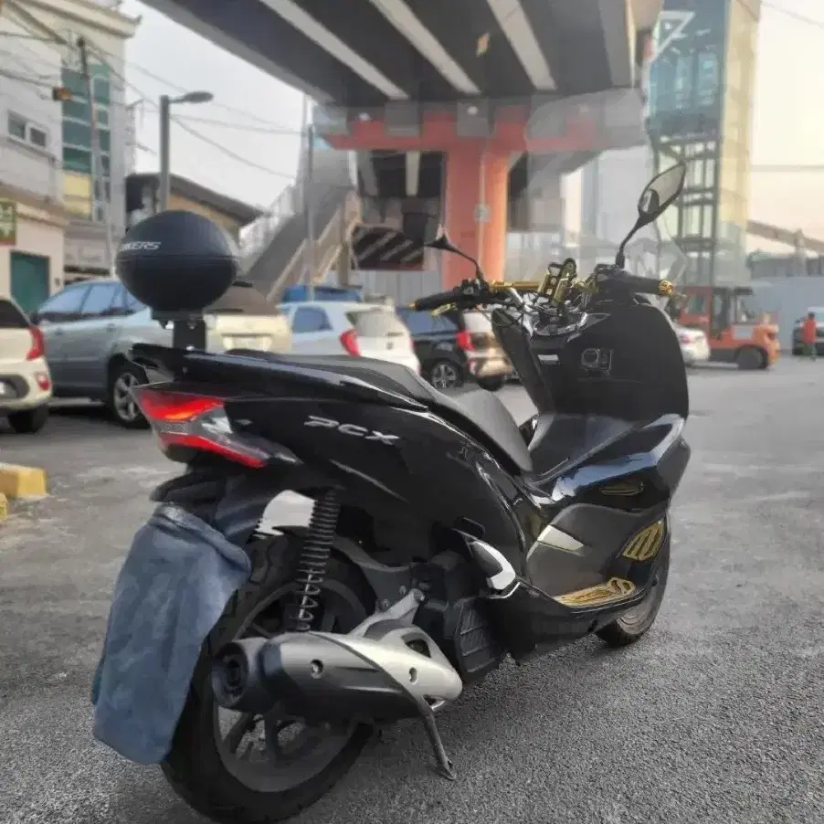 pcx125 20년식 4@@@@ 판매합니다