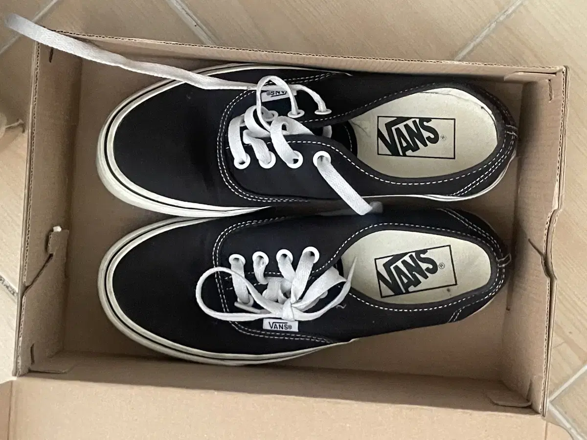 VANS 검정색 (230) 교신 가능