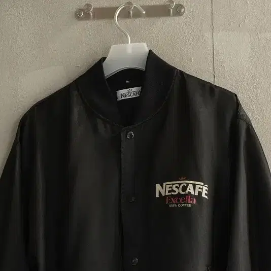 NES CAFE stadium jumper