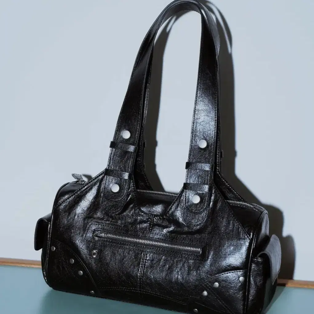 도프셉 숄더백 Rhea Bag in Black