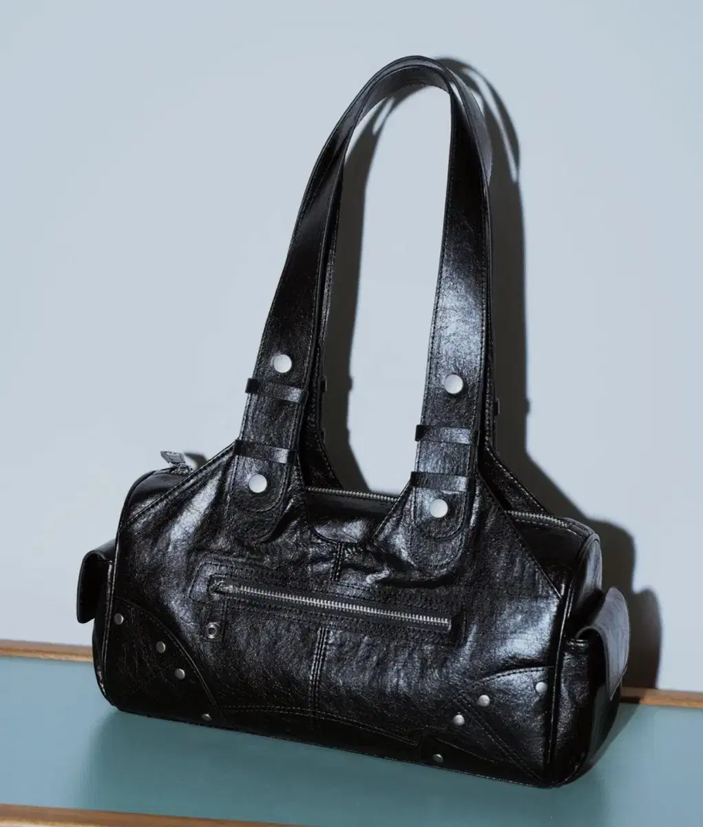 도프셉 숄더백 Rhea Bag in Black