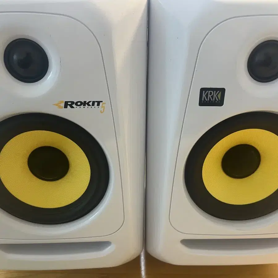 krk rokit5 g3 1조