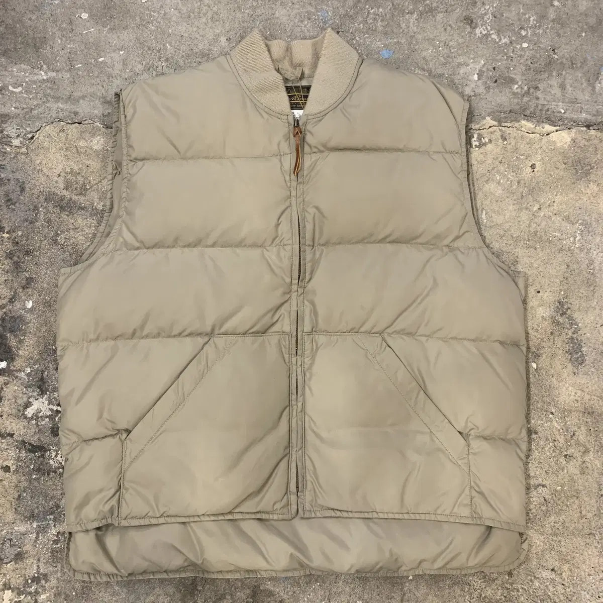 80s Eddie Bauer Goose Down vest USA