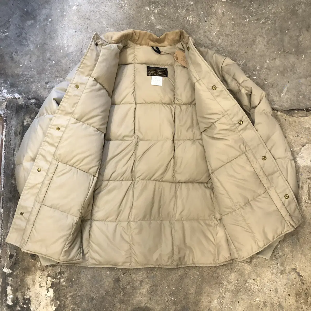 80s Eddie Bauer Goose Down Snap Jacket