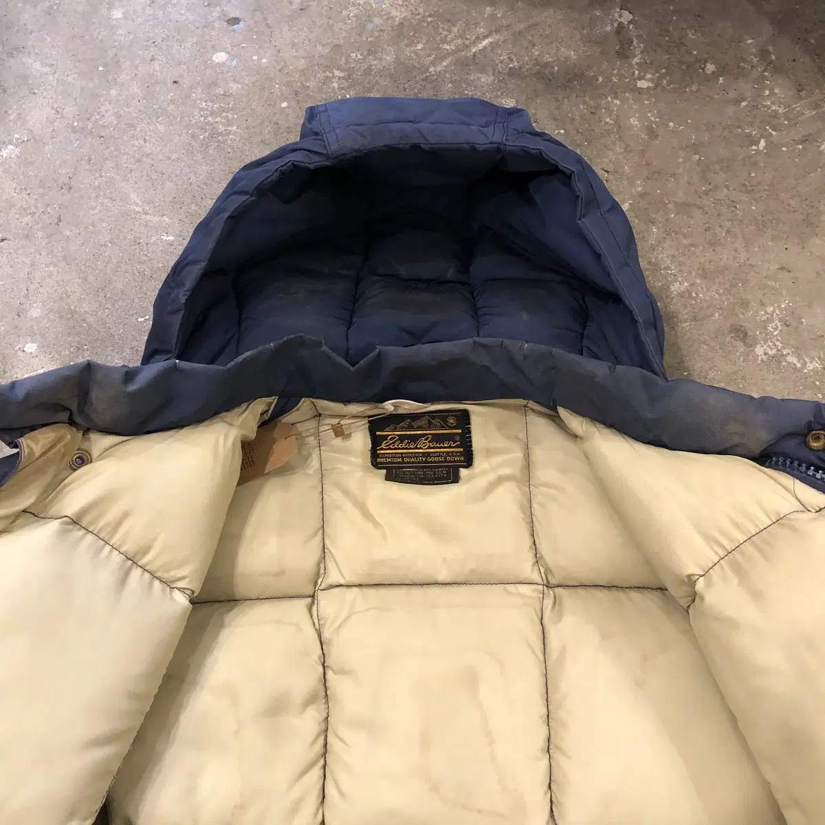 70s Eddie Bauer Kara Koram