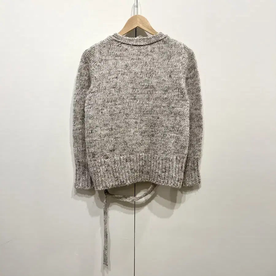 HIROMI TSUYOSHI Sweater