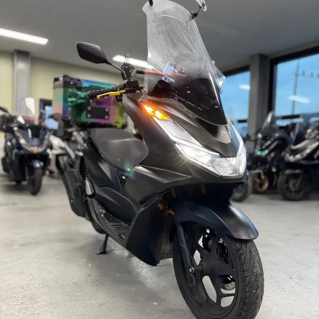 혼다 Pcx125 ABS 22년식 6만Km 판매합니다.