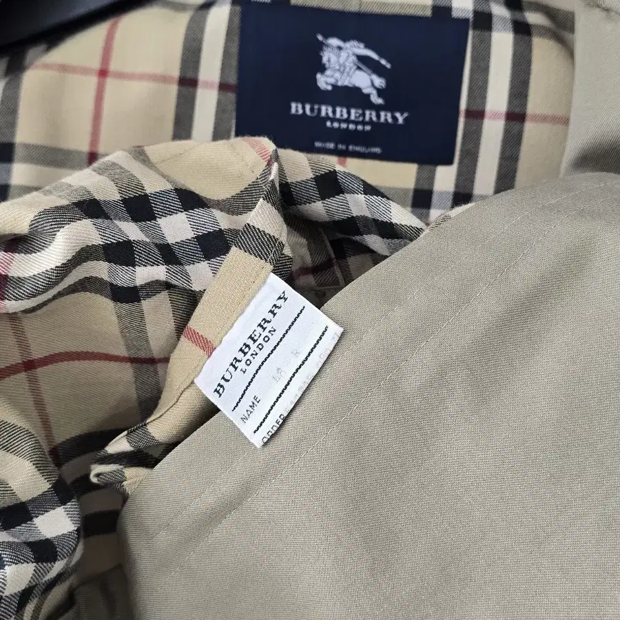 정품 버버리 BURBERRY 싱글 트렌치코트