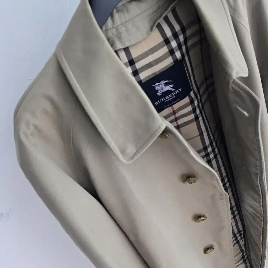 정품 버버리 BURBERRY 싱글 트렌치코트