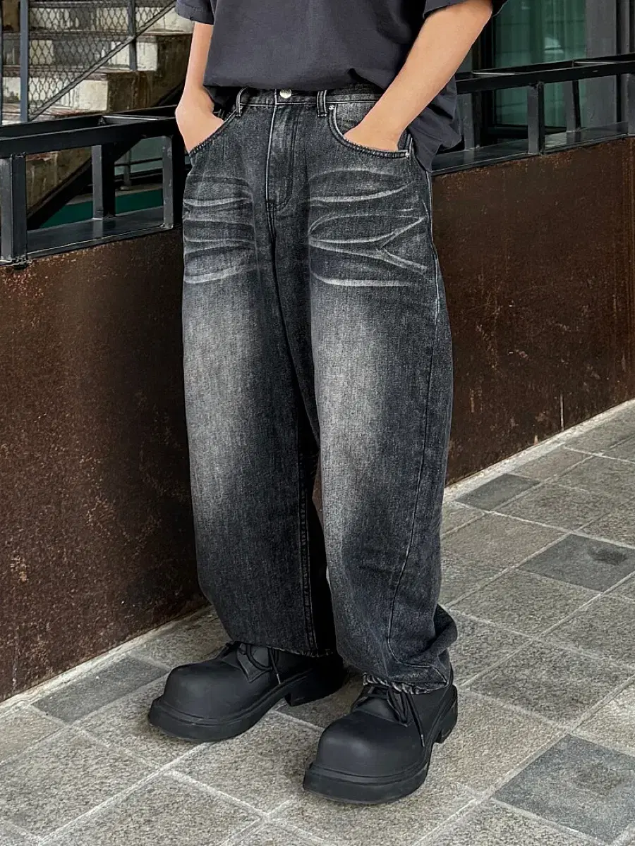 리테일 steady beggy denim pants(black jean)