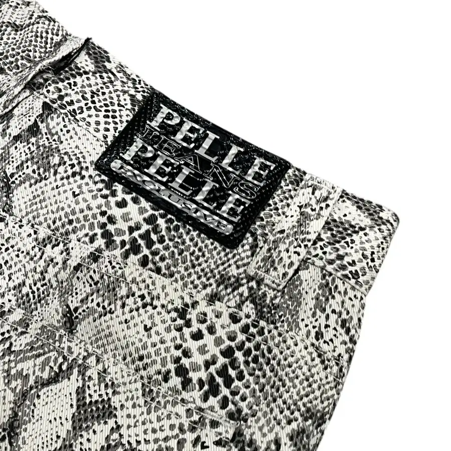 PELLE PELLE JEANS 펠레펠레 진 파이톤 팬츠