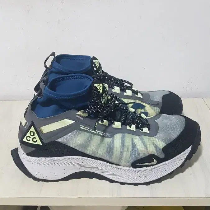 택포255~260 정품 NIKE ACG REACT/ZOOM 쿠션 트레킹화