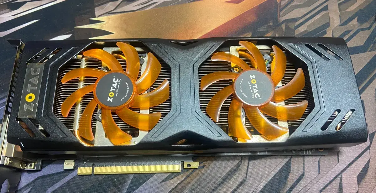 Zotac 지포스 GTX770 2GB 그래픽카드