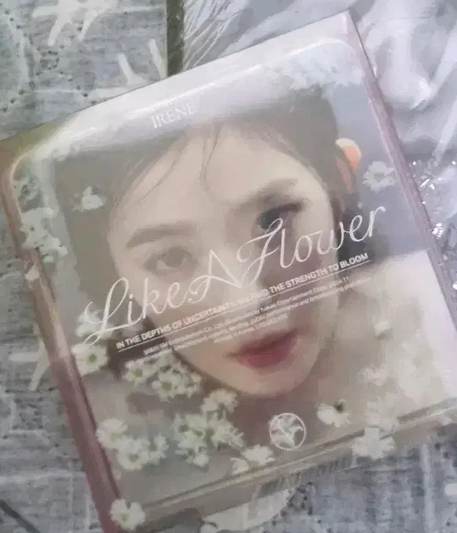 레드벨벳 아이린 Like a flower case ver. 미개봉