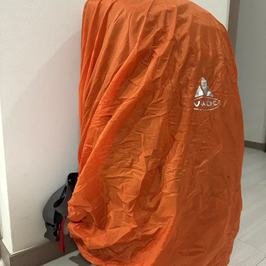 vaude 등산가방 65+10L 팝니다