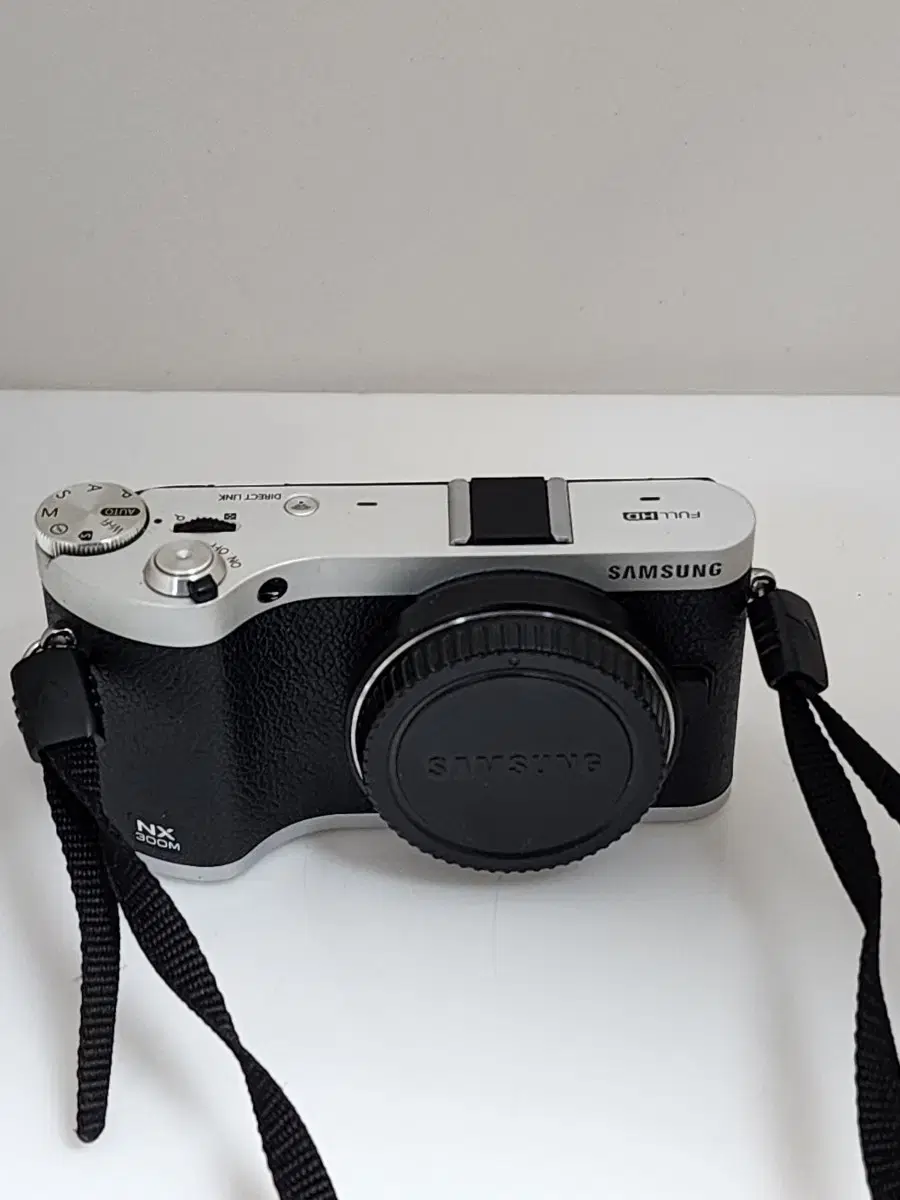 삼성 미러리스 카메라 nx300m, nx210 일괄 판매