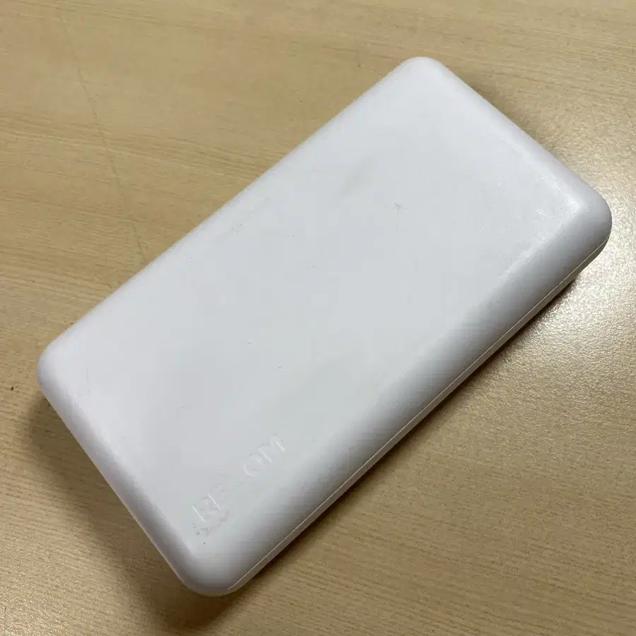 고장 리큐엠 보조배터리 20W 20000mAh