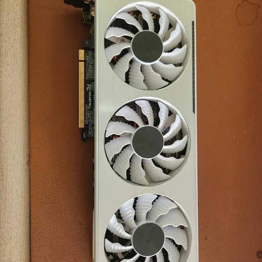 RTX3070 기가바이트 비전