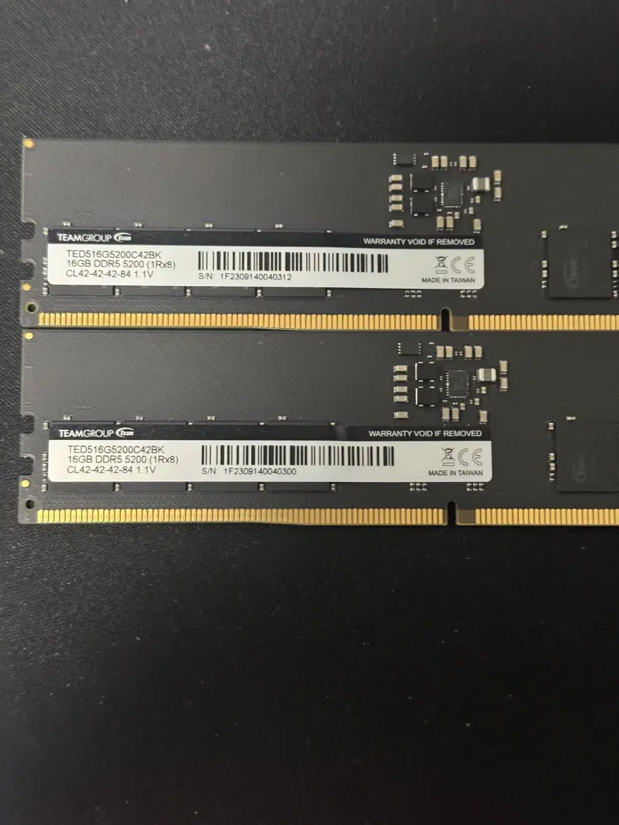 팀그룹 DDR5-5200 32GB(16GB x 2) 판매합니다