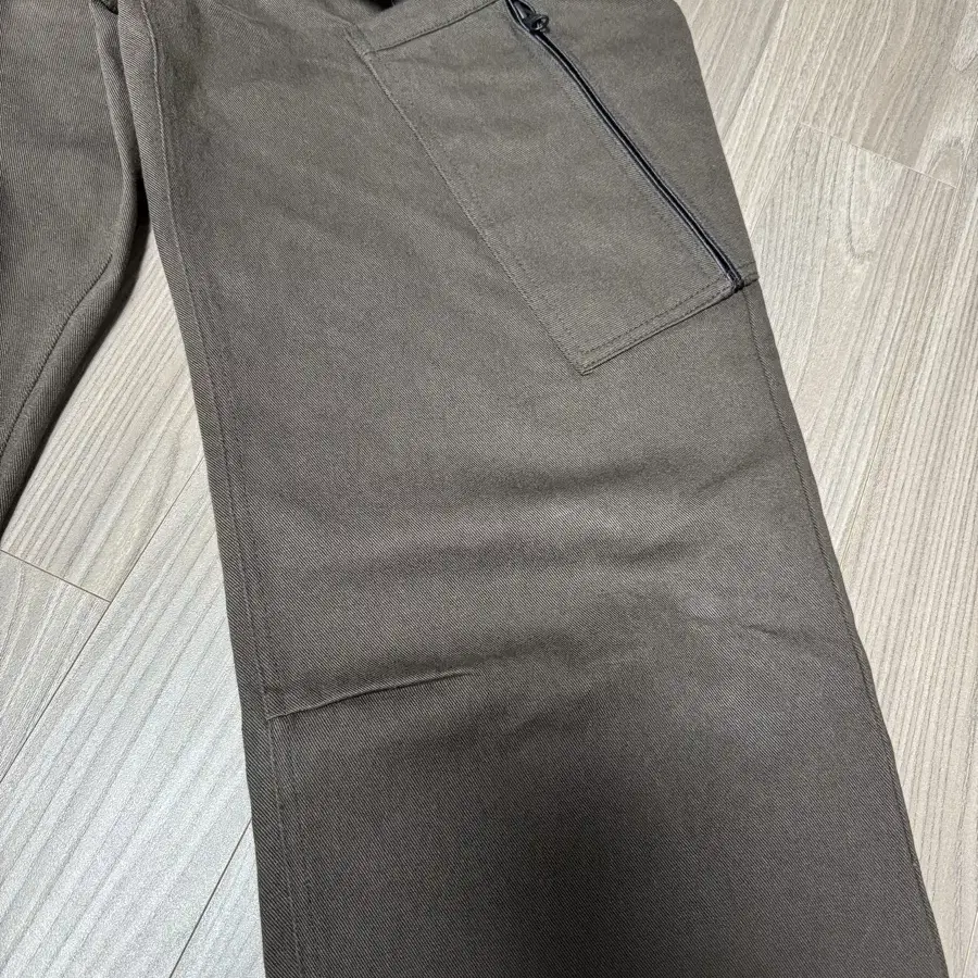 Etce unblanced cargo pants 언벨런스드 카고팬츠