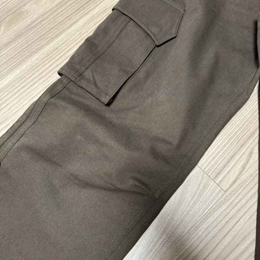 Etce unblanced cargo pants 언벨런스드 카고팬츠