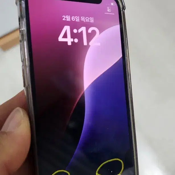 아이폰12미니 64g 액정 멍