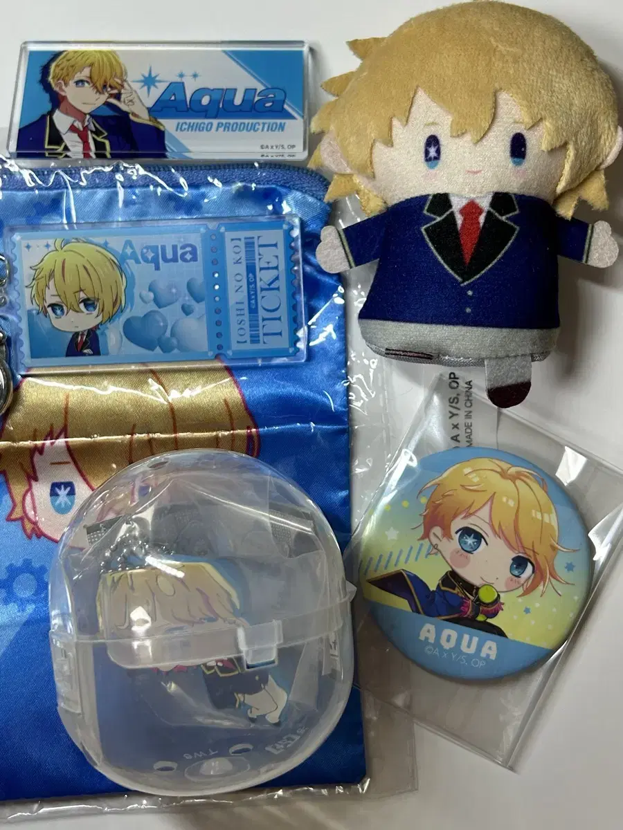 A bulk of Aqua goods from the favorite child