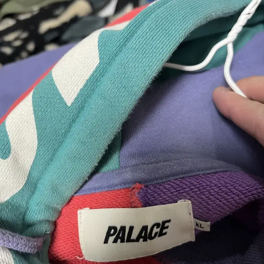 Palace 팔라스 컬러 블록 후드 티셔츠 XL