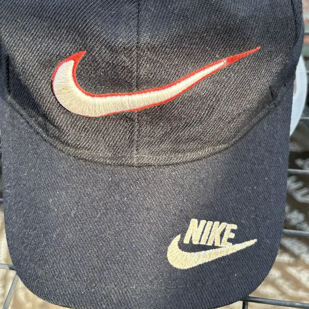 Nike 90s 나이키 올드스쿨 빅 스우시 블랙 볼캡