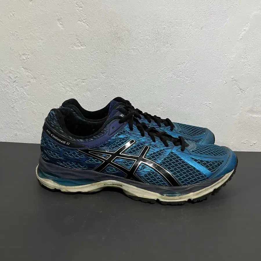 275 Asics 아식스 GEL-CUMULUS17 러닝화 운동화 정품