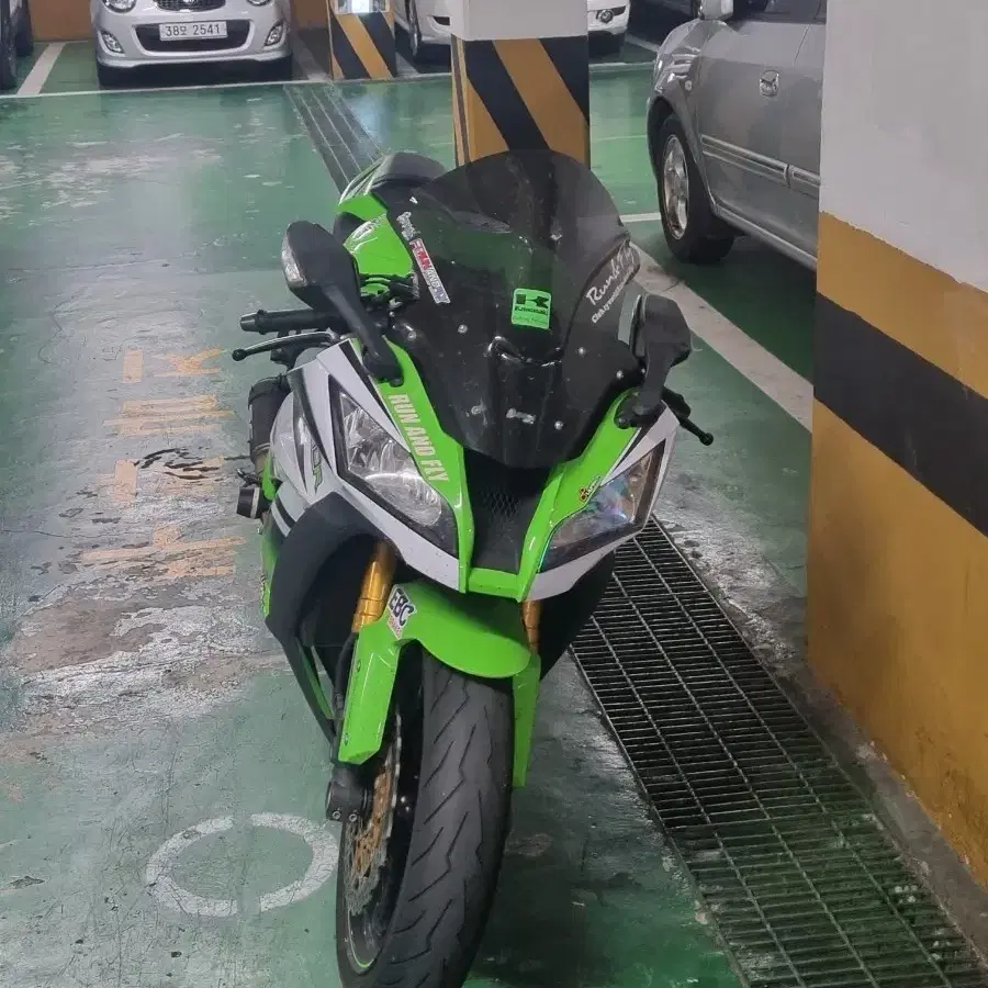 ZX 10R 15년식 한정판