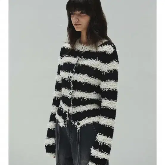 다이애그널 STRIPE TAPE KNIT CARDIGAN