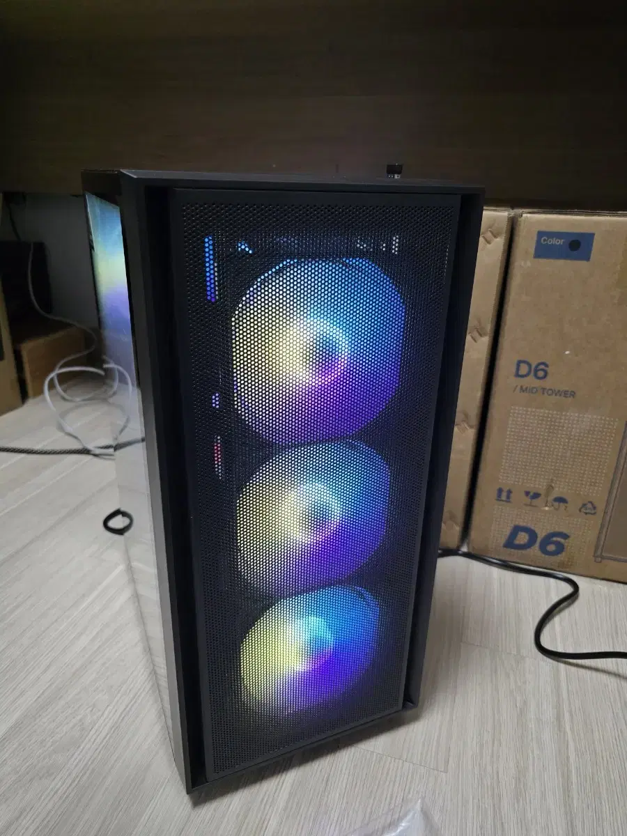 라이젠5600, 글카 rx580 등 컴퓨터 본체 판매