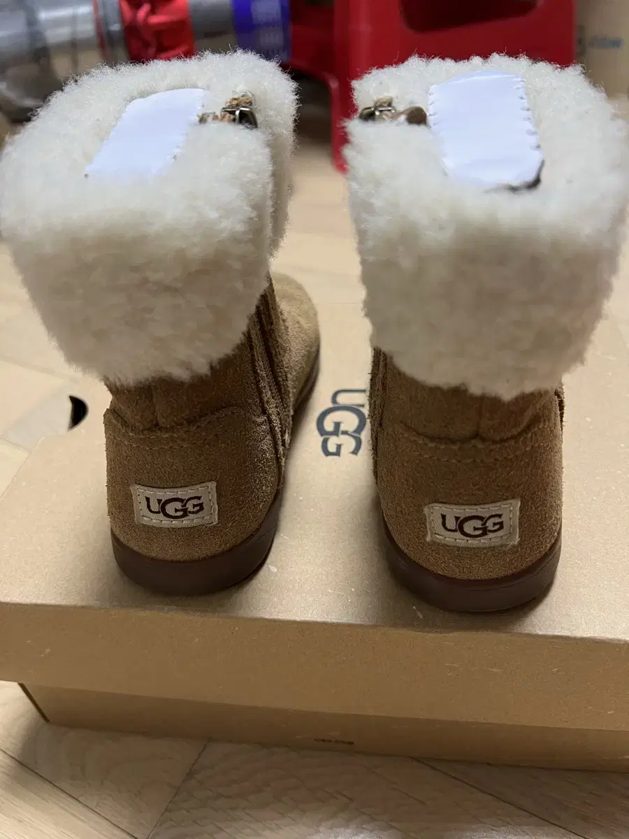 어그 UGG 키즈 조리2 스웨이드 양가죽 부츠