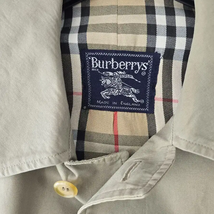 정품 버버리 BURBERRY 트렌치 코트  카키베이지