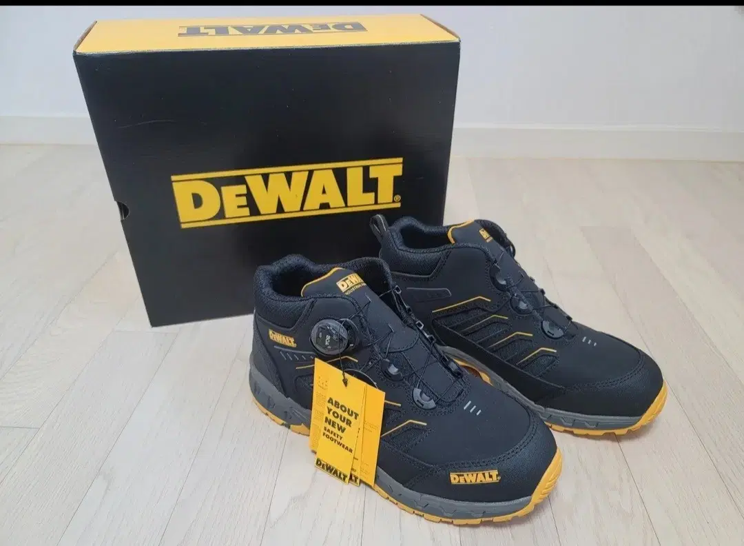 새상품) 디월트 DeWALT 6인치 안전화(280)