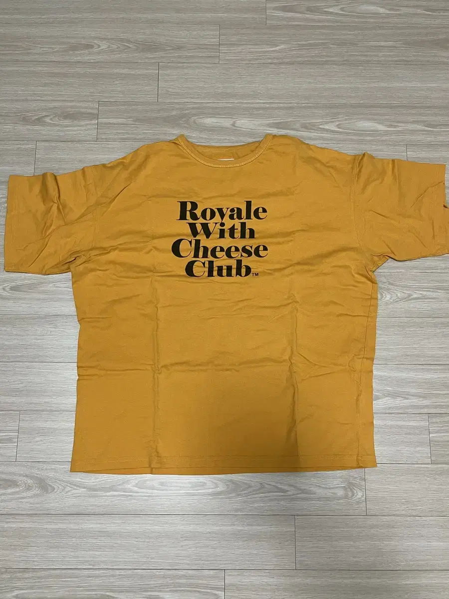 암피스트 x 듀테로 W-Movie Club S/S Tee Mustard