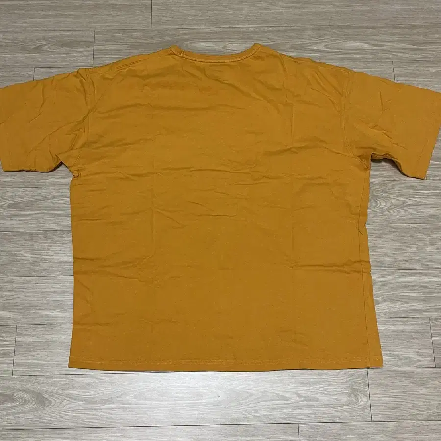 암피스트 x 듀테로 W-Movie Club S/S Tee Mustard