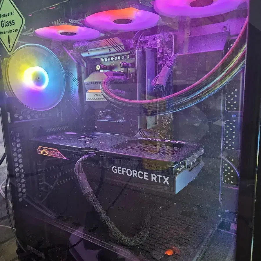 고사양 본체 Ryzen 7 7800X3D PC 본체 팝니다.