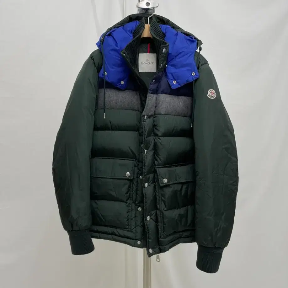 Moncler Wilms 패딩 4사이즈