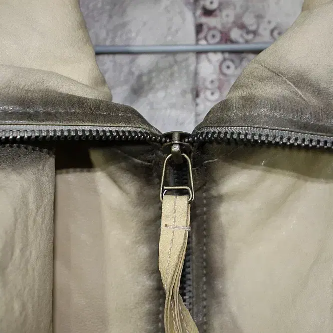 Leather trench coat 양가죽트렌치코트 (66)