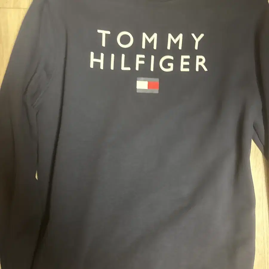 Tommy HILFIGER 맨투맨