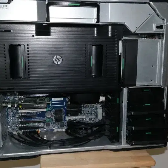 워크스테이션판매합니다 hp  z820