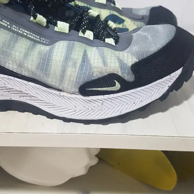 택포 255-260 정품 NIKE ACG 줌/리액트 쿠션 트레킹 등산화!