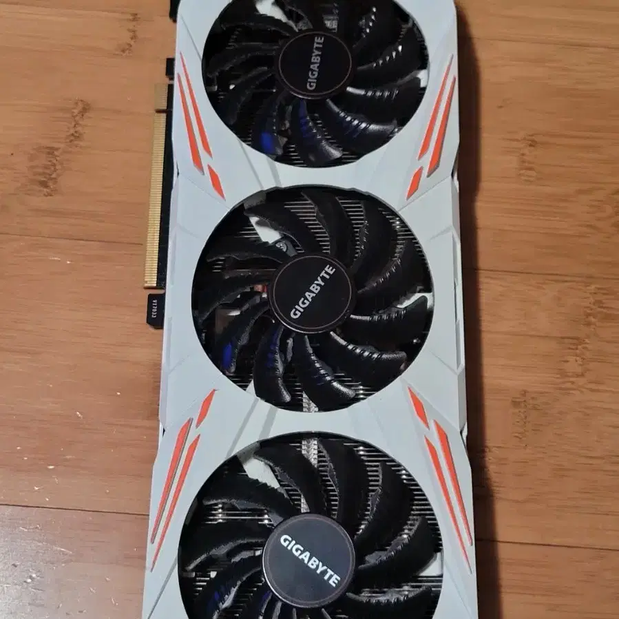 택포가 (파손고장) gtx1080ti 11G 기가바이트 내용 필독!!