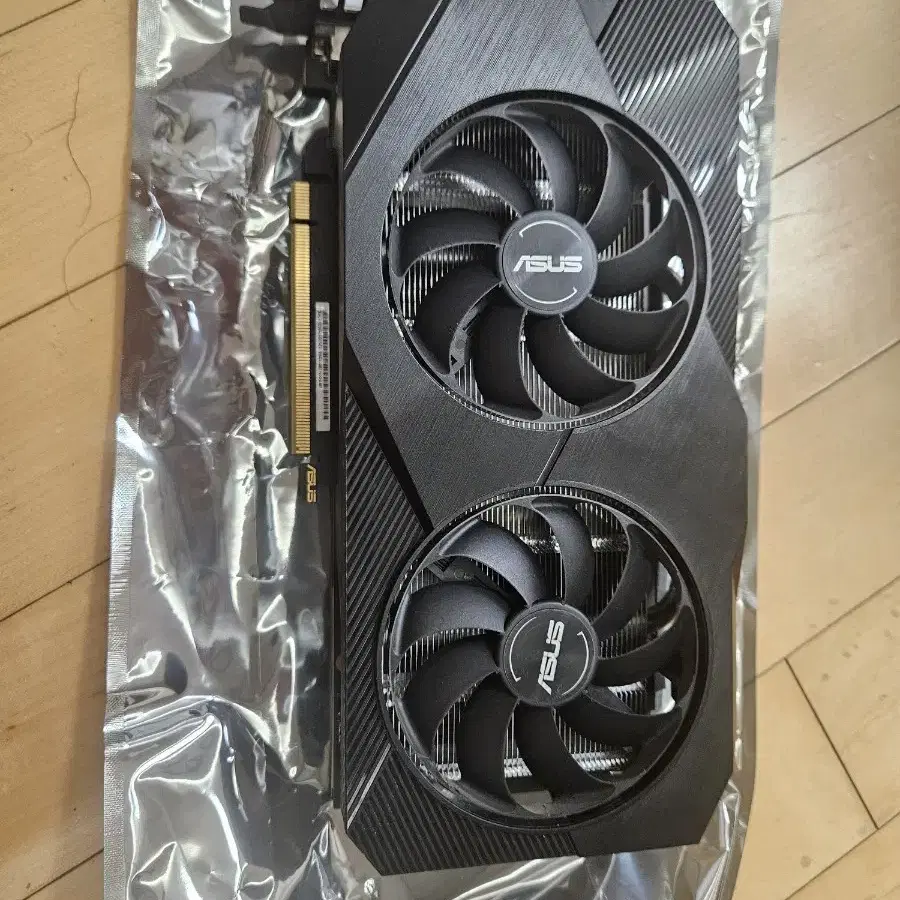 ASUS RTX 2060 6GB 팝니다