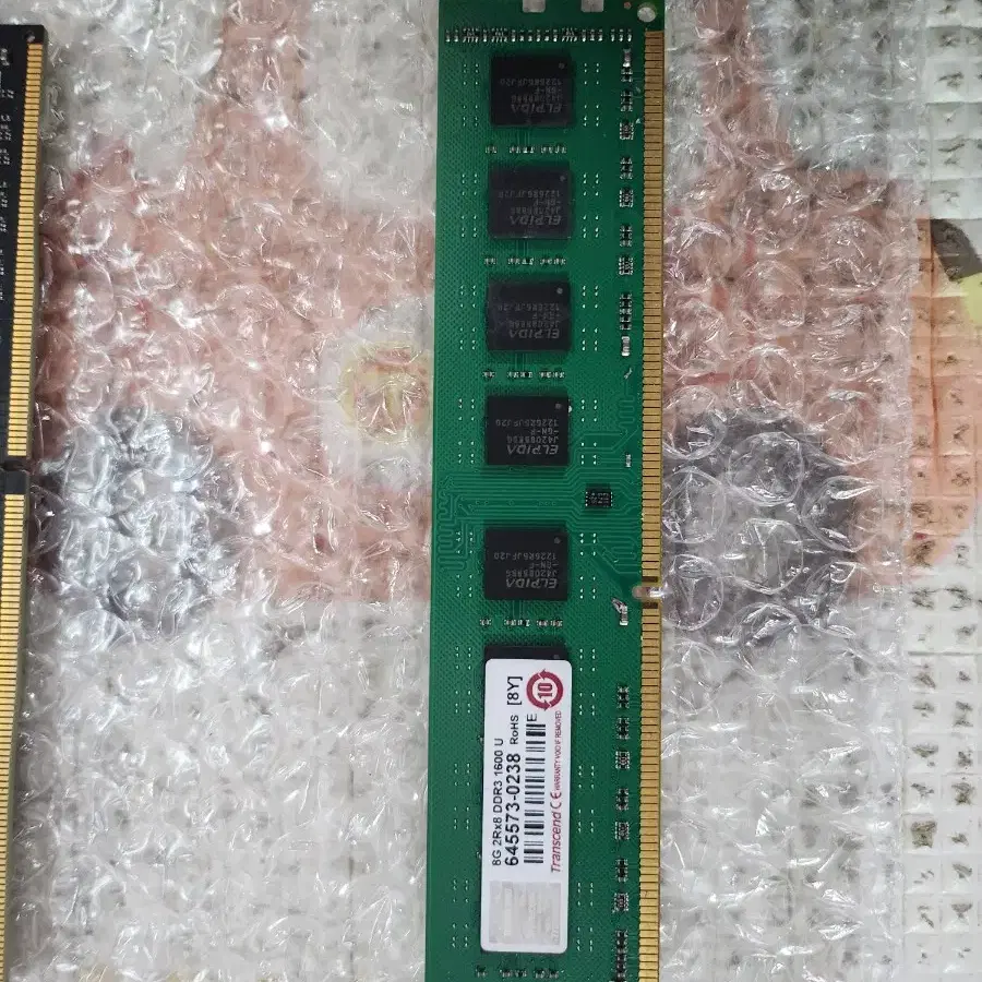 데스크탑용 램 DDR4 램8기가/ DDR3 8기가